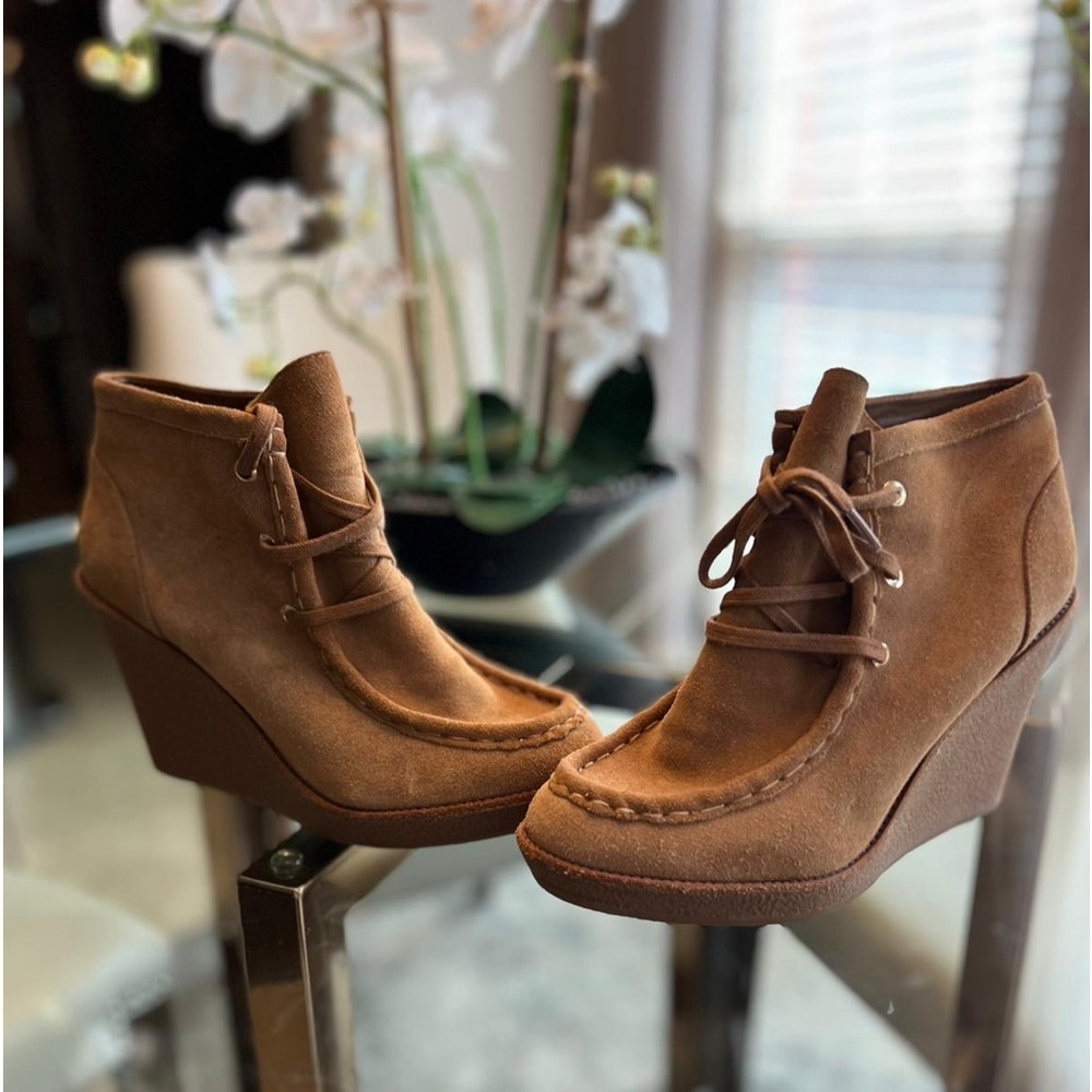 Antonio Melani tan wedge bootie - size 10